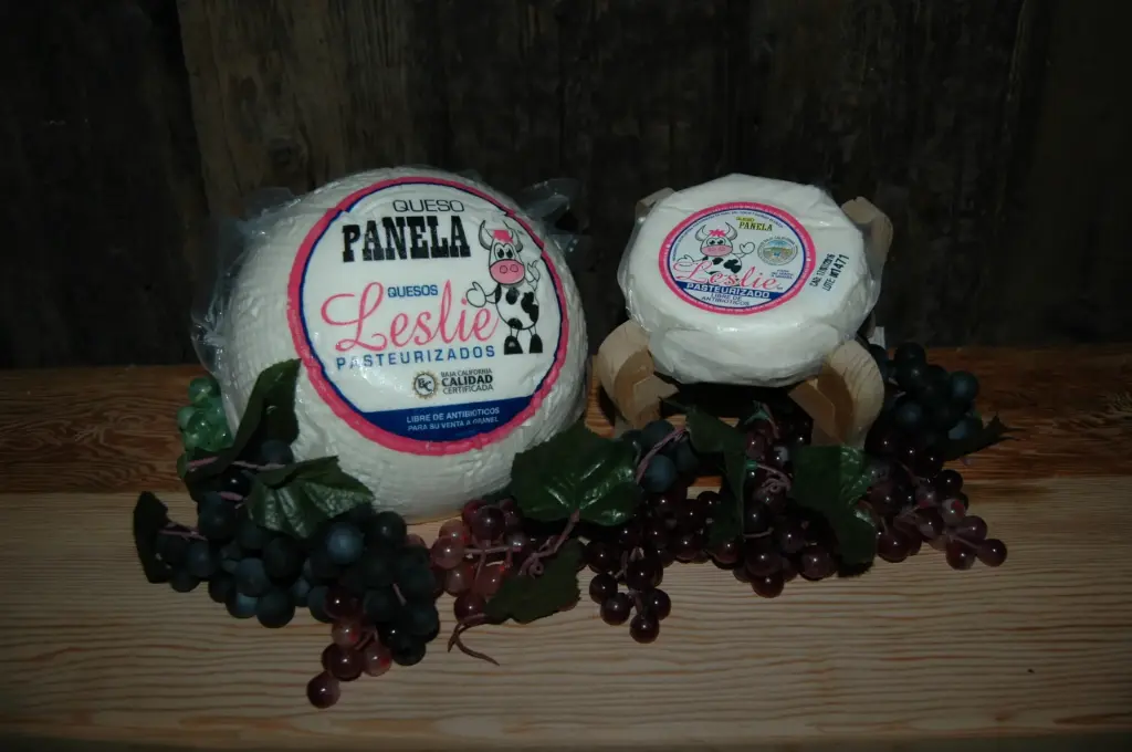Queso Oaxaca por pieza 500 gramos